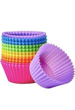 Amazon Basics Reusable Silicone Baking Cups, BPA Free Muffin Liners, Pack of 12