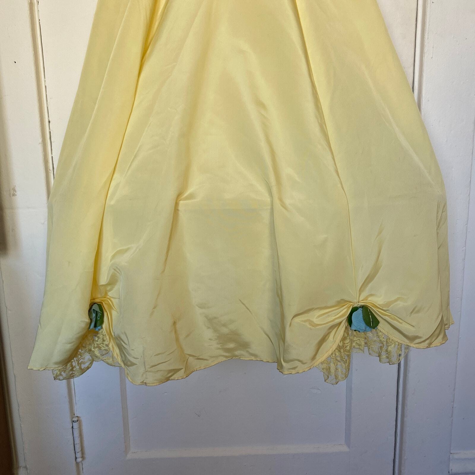 Vintage Belle Beauty and the Beast Ballgown Disne… - image 3