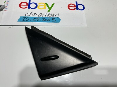 2020-2025 Toyota Highlander Front Right Door Lowr Corner Trim
