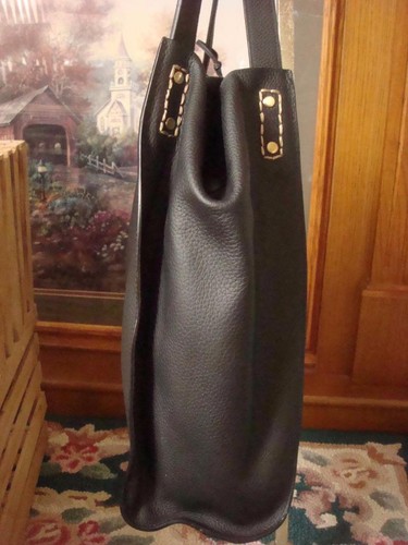 BORSA HOBO SONDRA ROBERTS NUOVA CON ETICHETTE IN PELLE NERA CON FODERA RIMOVIBILE NAPPE ~$250 - Foto 9 di 12