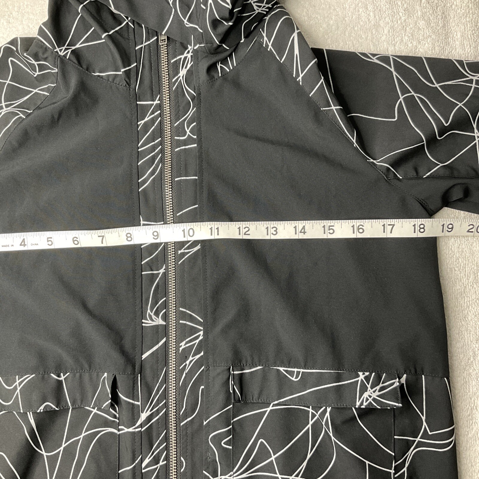 Fabletics Jacket Jiae  Full Zip Black  Lightweigh… - image 6