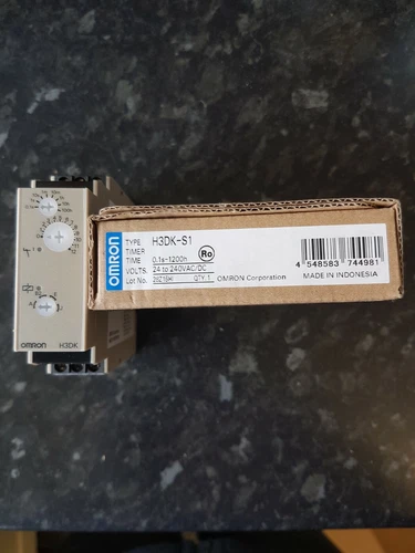 H3DK-S1 Timer 0,1s÷1200h SPDT 250VAC/5A 24÷240VAC 24÷240VDC DIN OMRON