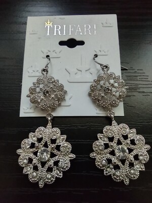 Trifari Silver Tone Dangle Rhinestone Earrings New with Tags 