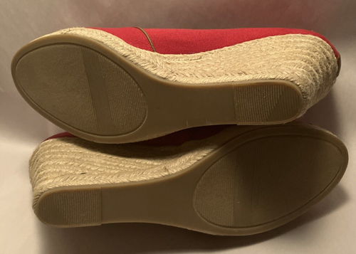 Bass Annie Womens 11M Red Canvas, Tan Trim 3 3/4" Wedge Heel Peeptoe Espadrilles - Picture 11 of 15