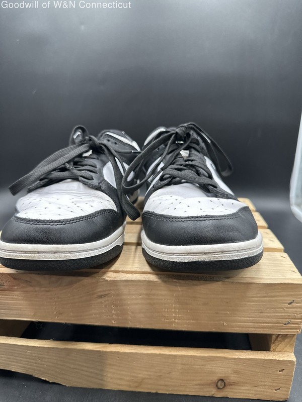 Authentic Nike Sneaker Men Black/White Casual Shoes - US 11