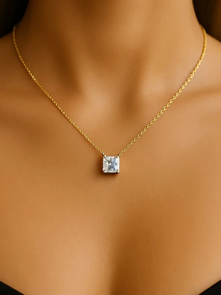 Colgante para mujer de diamantes creados en laboratorio de corte princesa de 3,010 quilates enchapado en oro amarillo de 14 quilates Foto 3 de 4