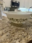 PYREX MIXING BOWL CRAZY DAISY 443 2.5 Quart RETRO GREEN FLORAL