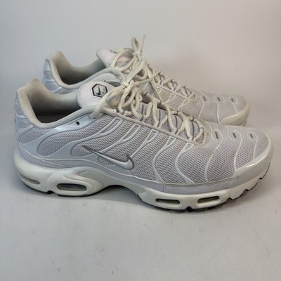 Nike Air Max Plus TN Mens Size 12 Triple White Athletic Running Shoes Sneakers