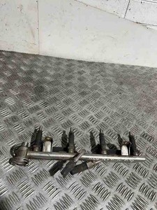 AUDI A4 Avant 8W5, B9 Kraftstoffzuführung 058133681 2.00 Diesel 2007 32460712