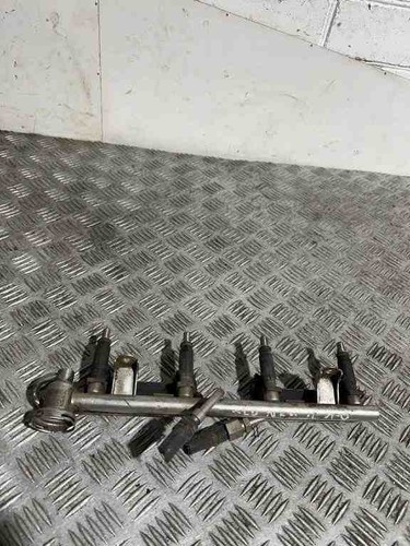 AUDI A4 Avant 8W5, B9 Kraftstoffzuführung 058133681 2.00 Diesel 2007 32460712