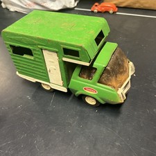 Vintage TONKA Rv SERIES CAMPER PRESSED STEEL GREEN