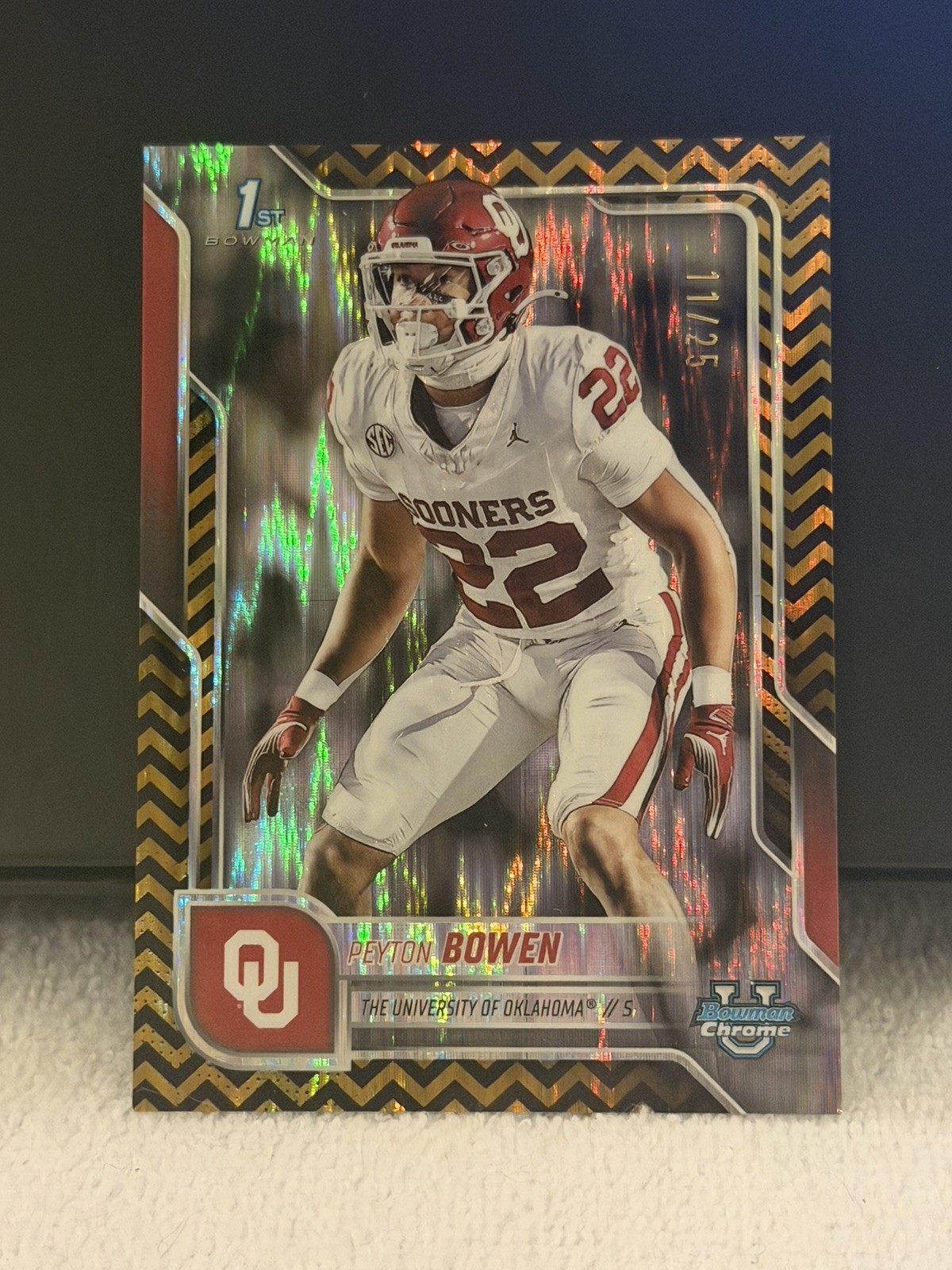 2025 Bowman Chrome U Peyton Bowen #111 Black & Gold Stealth Refractor /25