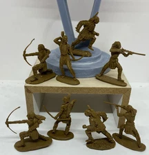 LOD Enterprises Barzso Plastic Figure Set LOD068 SIOUX INDIANS--8 FIGURES