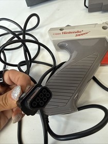 Hogan's Alley (Nintendo NES) Cleaned Tested W/ ZAPPER NES-005 !!