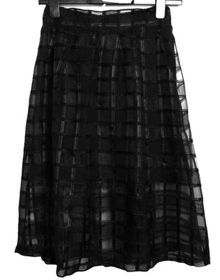 NEU QED LONDON   SUPER GEFÜTTERTER SCHWARZER CHIFFON-ÜBERZIEHERROCK   GRÖSSE 10 # 418