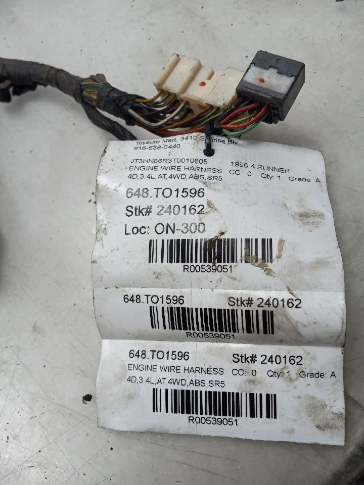 Toyota 4 Runner SR5 1996 arnés de cables de motor Foto 4 de 4