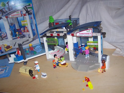 Playmobil Flughafen 4311, Tierarzt mit Hundebox 4317, mehr Figuren/Zubehör,OVP