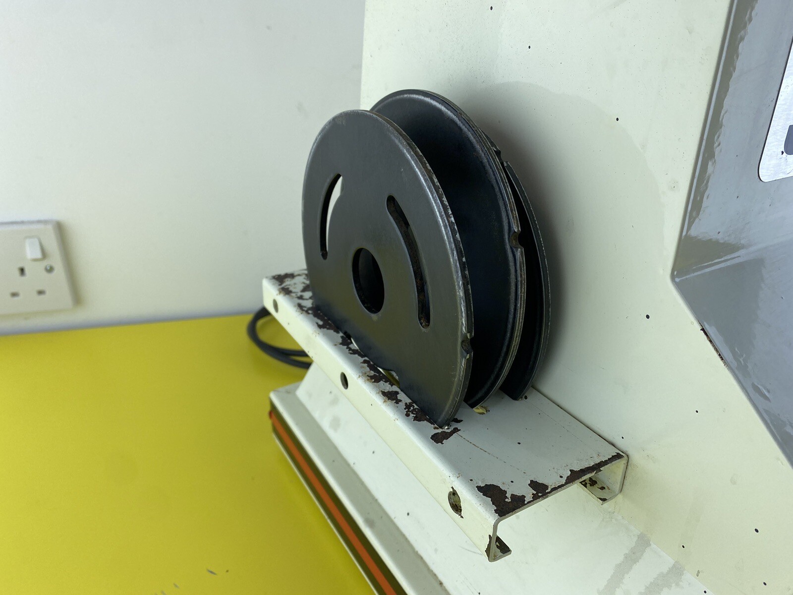 Jet Bobbin Sander (240v) eBay