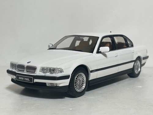 OTTO mobile 1/18 BMW (e38)750iL White(OT836) - Picture 8 of 15