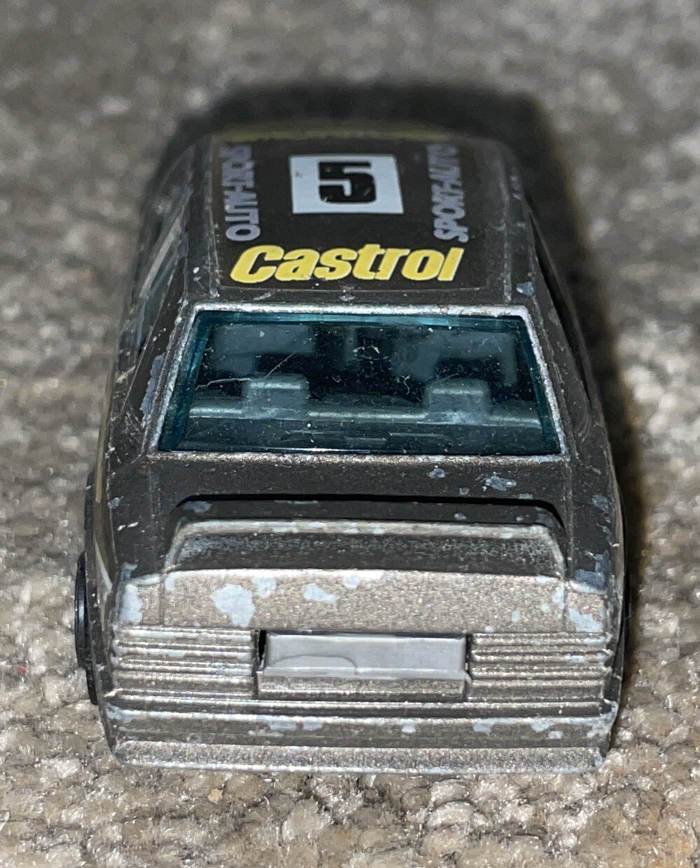 Picture 4 of 6