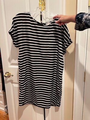 Nordstrom Caslon Womens dress Black/White Stripe Tunic size M