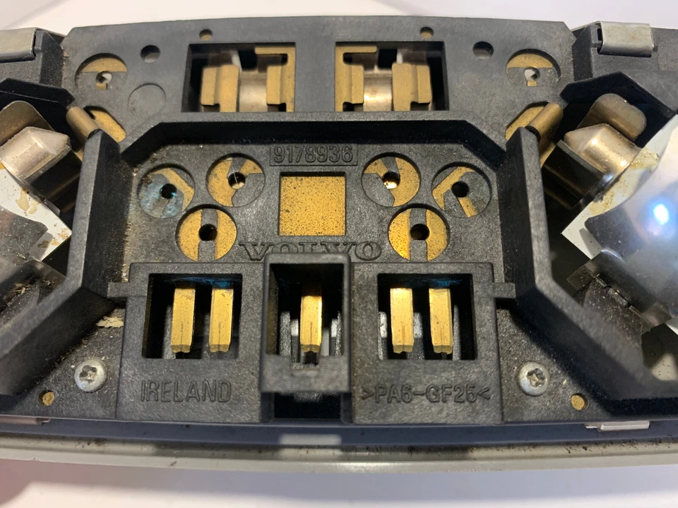 2002 VOLVO V70 INTERIOR LIGHT 9178936 - Image 3 of 3