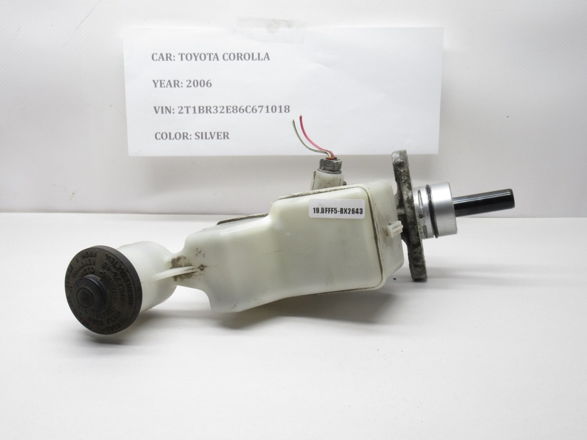 2003-2008 Toyota Corolla Brake Master Cylinder 47201-02300
