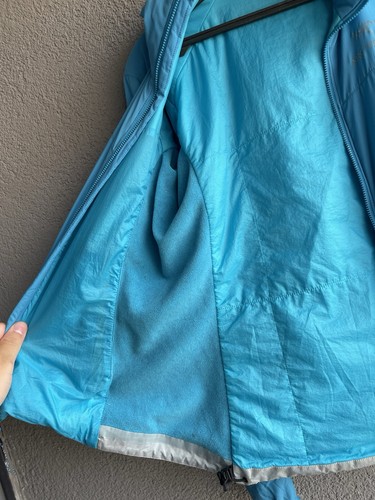 Arc’teryx Atom Women’s Jacket Size Xs Blue Color - Picture 24 of 24