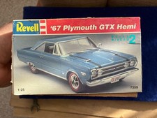1967 PLYMOUTH  GTX HEMI 1/25 Scale Model New From 1997