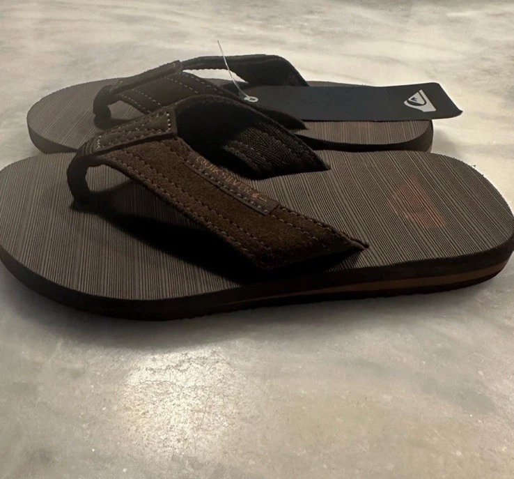 Quicksilver Boys Size 1 Carver Brown Suede Fixed Strap Flip Flop New - Image 3 of 4