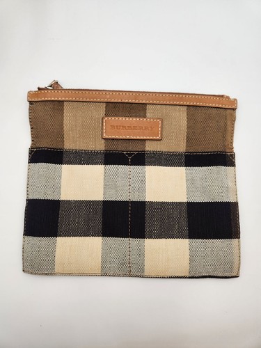 Burberry Ashby Check House Medium Hobo Bag A 143175027 - Picture 14 of 16