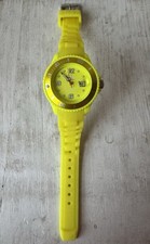 ICE-Watch Small Damen-Uhr Armbanduhr ca. 36mm ø in Neon-Gelb mit leerer Batterie
