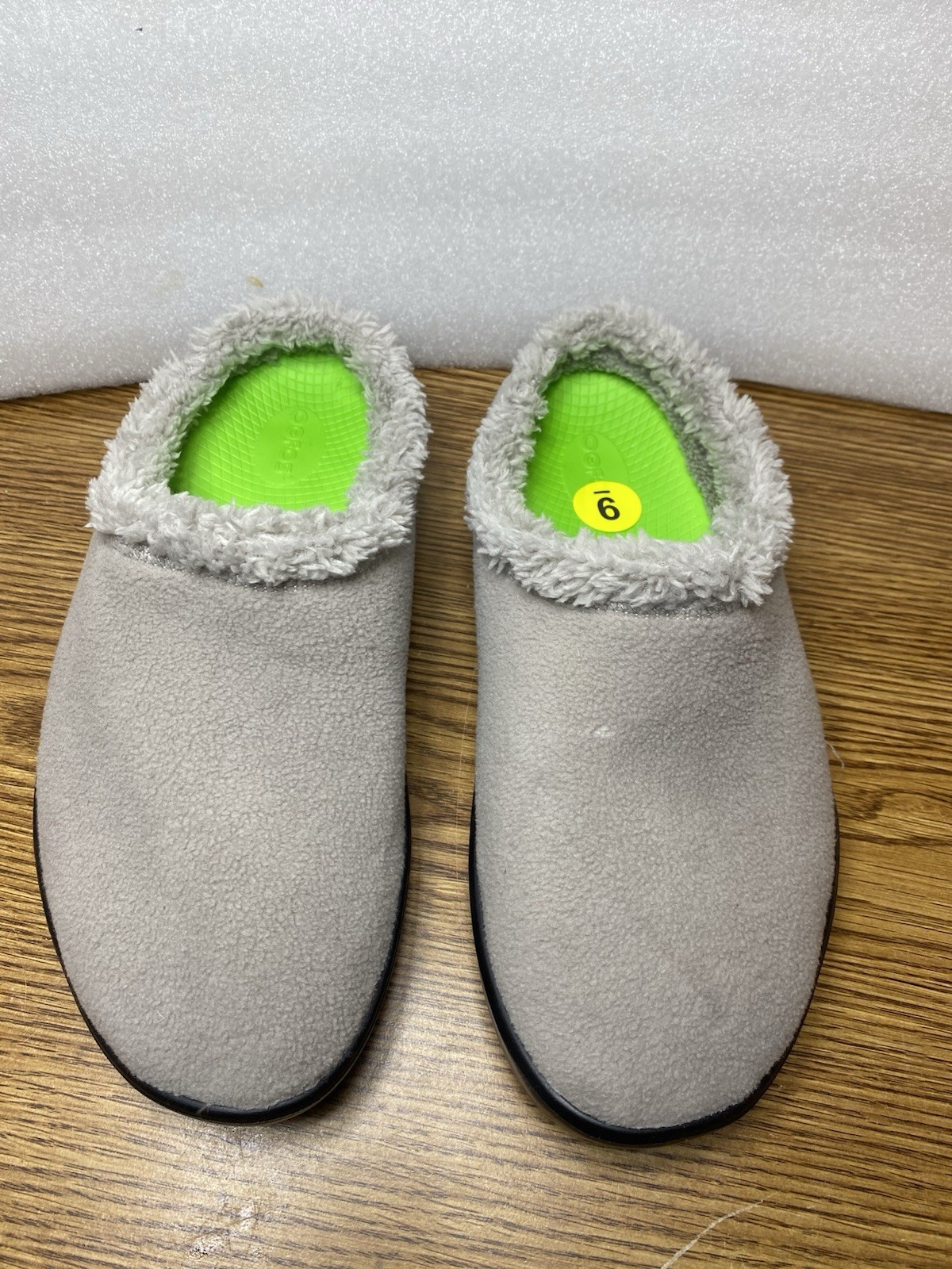 OOFOS OOcoozie Mule Shoes Mens 9 Tan Fleece Lined SlipOn Rec