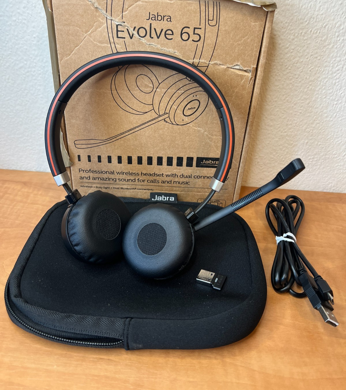 Jabra Evolve 65 SE Bluetooth & USB Wireless Headset
