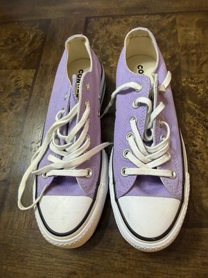 Pre Owned Converse All Star Women's 8.5