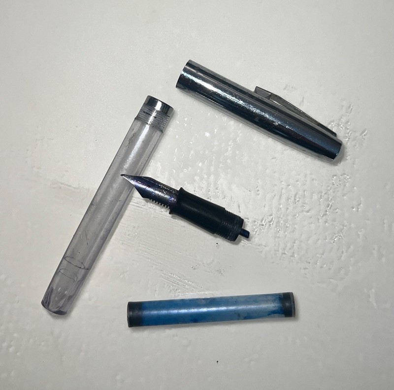 Vintage 1960’s Scheafer Clear Student Fountain Pen -Untested-