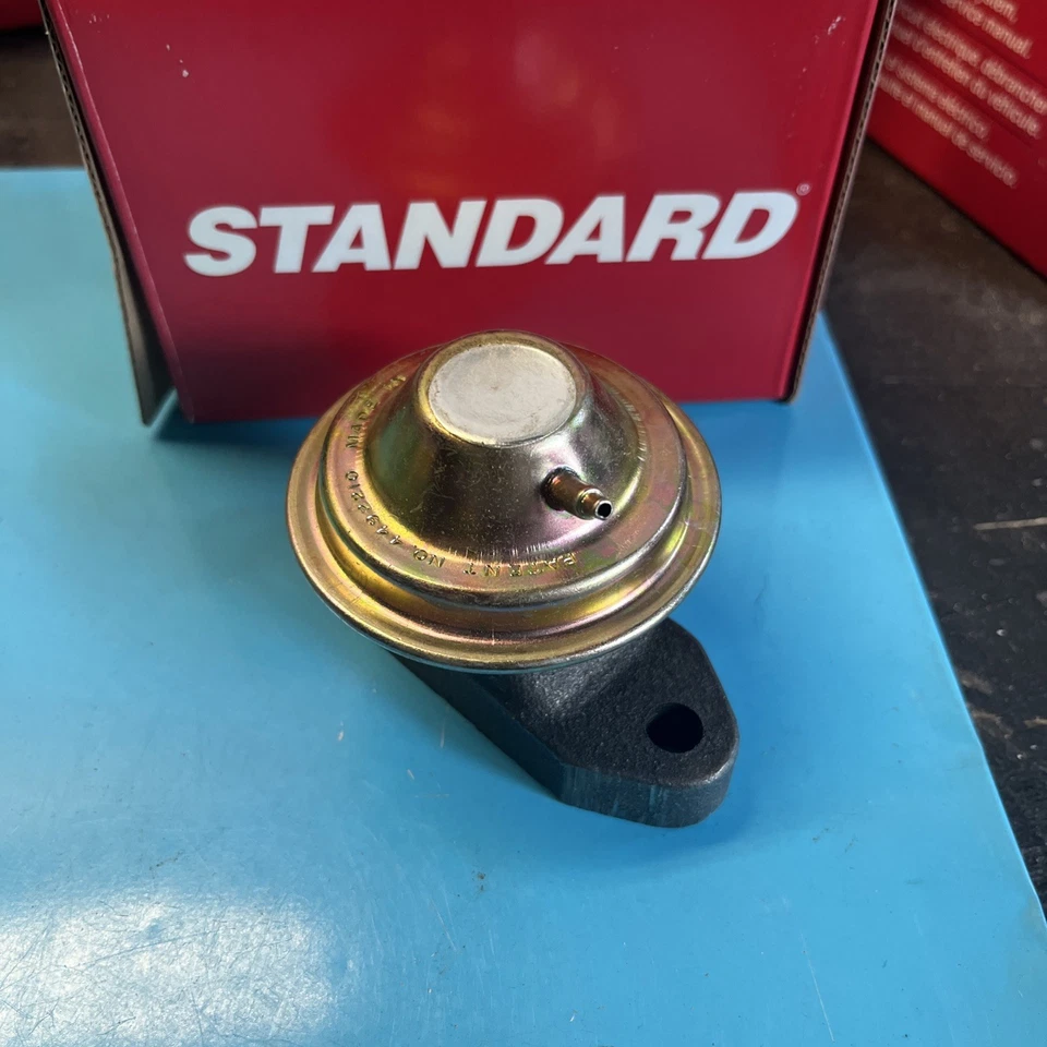 Válvula de recirculación de gases de escape (EGR) Standard Motor Products EGV122 Foto 2 de 4