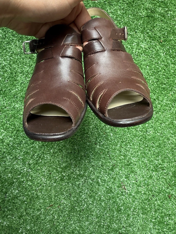 Sandalias retro Nicole Matisse marrón con tiras de 2,5" punta abierta talla 7,5 Foto 3 de 4