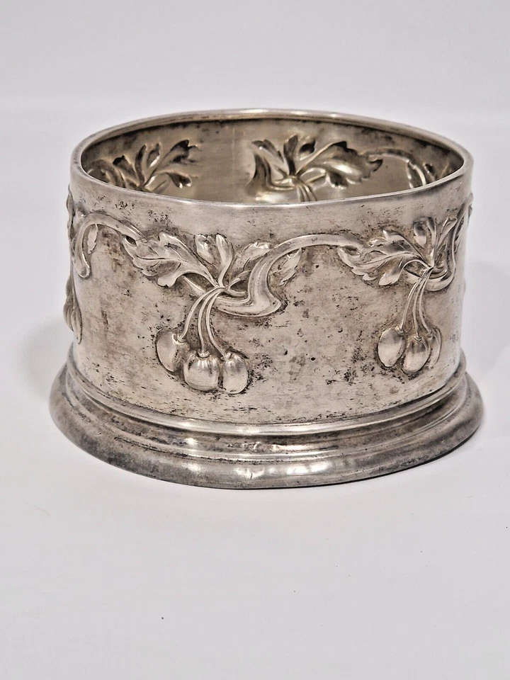 Silver .800 Wine Bottle Coaster / Stand, Germany, late 19 century. Foto 3 de 4