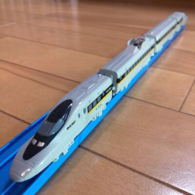 Plarail Advance AS-09 700 Series Shinkansen Hikari Rail Star Toy