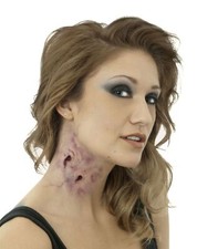 Woochie Everlasting Kiss Vampire Bite Prosthetic Neck Bite Wound