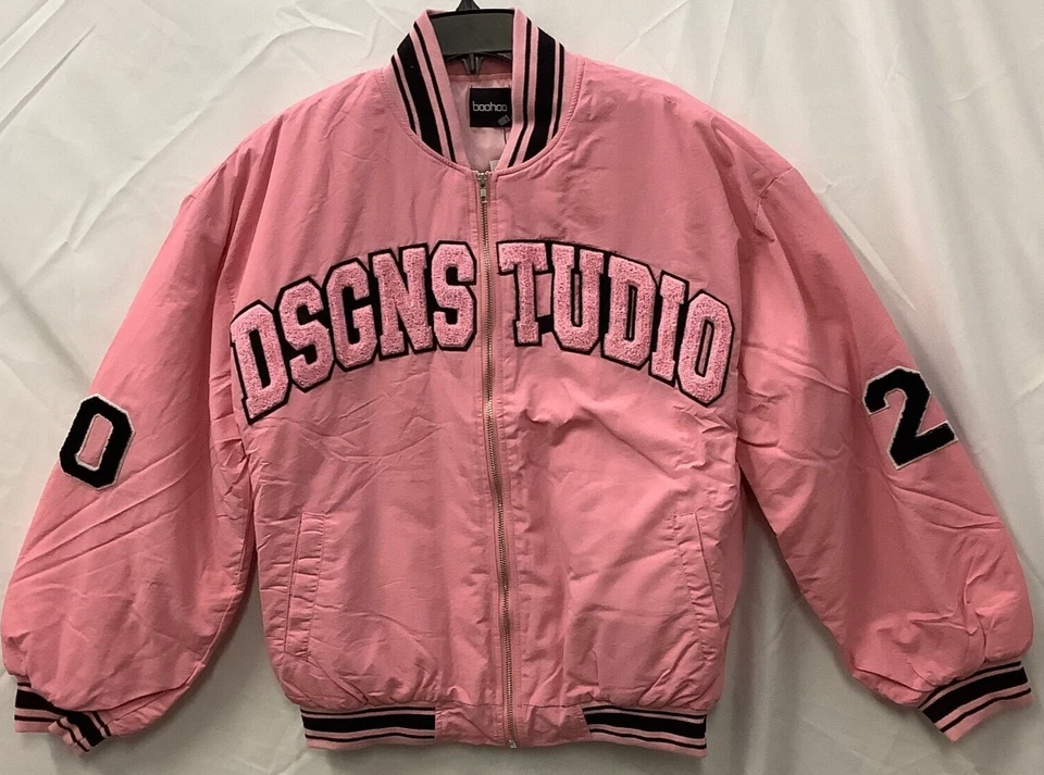 Chaqueta Universitaria Boohoo Design Studio Mujer Talla 8 Rosa Mangas Largas Cremallera Completa Foto 2 de 4