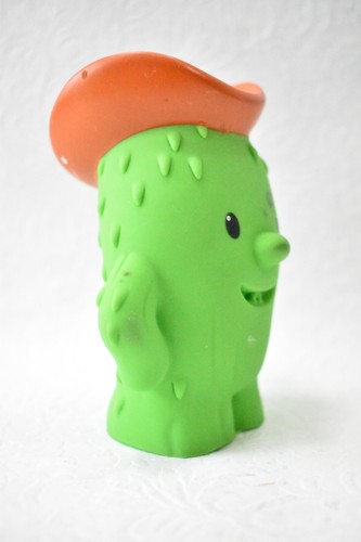Figura de plástico Toby Cactus Just Play de Disney - Imagen 3 de 5
