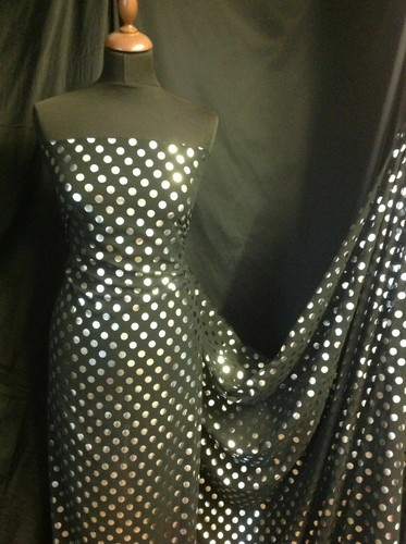 Hermosa tela de gasa negra con manchas de lunares plateadas 148 cm 58" arte de vestir - Imagen 1 de 7