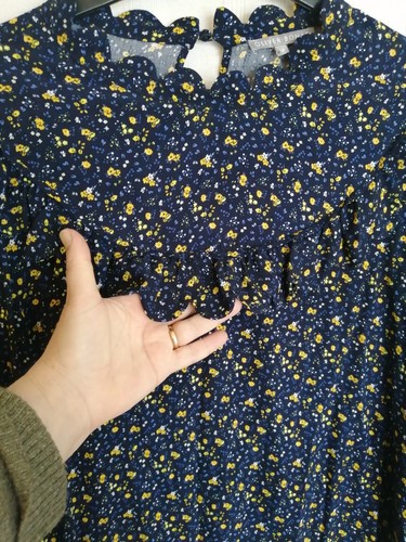 Oliver Bonas Blue Top Yellow Floral Scallop High Neck UK16 - Picture 5 of 7