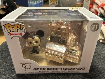 Funko Pop! Town Disney Hollywood Tower Hotel And Mickey Mouse 31 - Moça