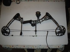 Mission Radik Archery Compound Bow RH 10-50# 17 - 28" with Pin Sight and Rest