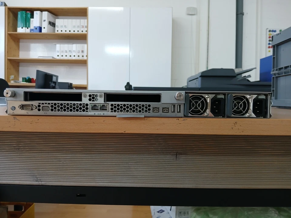 Apple Xserve Late 2006 (A1196) - Bild 3 von 4