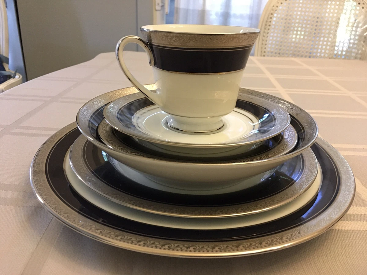 Legendary by Noritake Crestwood Cobalt Platinum 6 pce place setting #4170