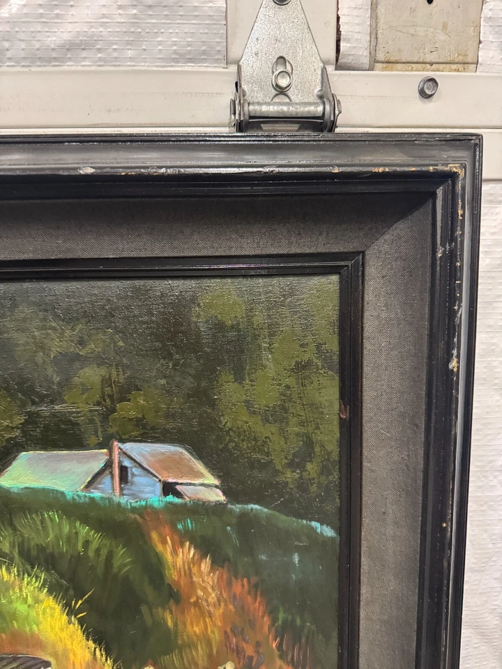 Pintura al óleo enmarcada vintage firmada por M. Bauer - escena costera con barco y casas Foto 4 de 4